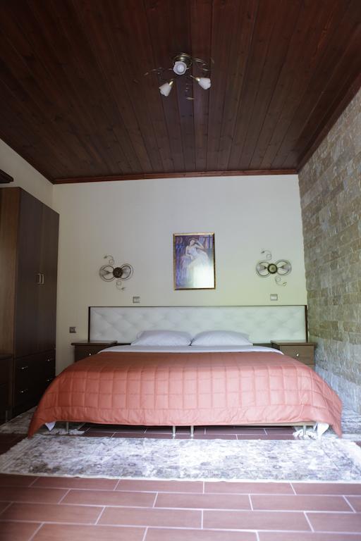 Xenonas Platia Loutraki (Pella) Exterior foto
